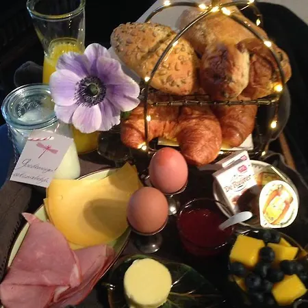 Bed & Breakfast Hide&sleep Amsterdam